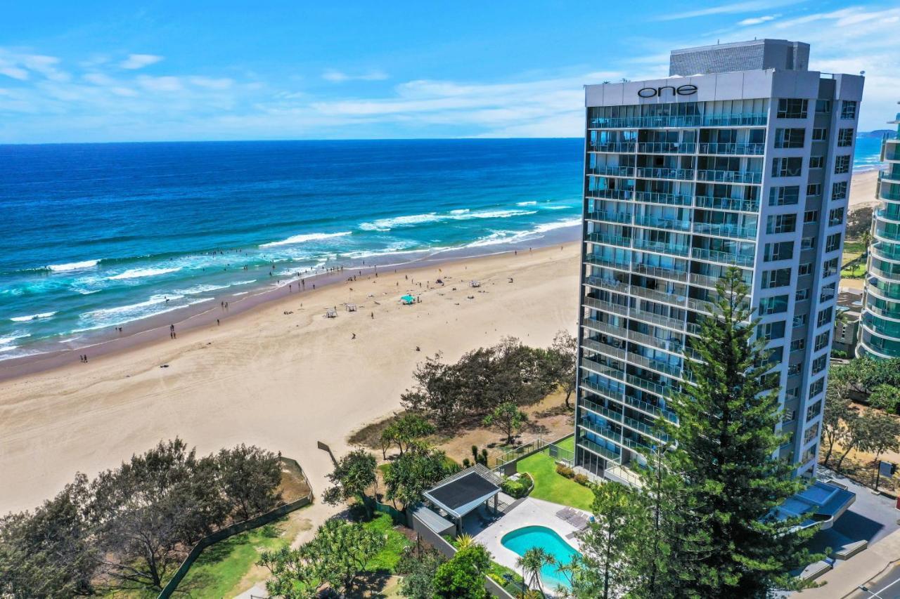 One The Esplanade Apartments On Surfers Paradise ゴールドコースト エクステリア 写真